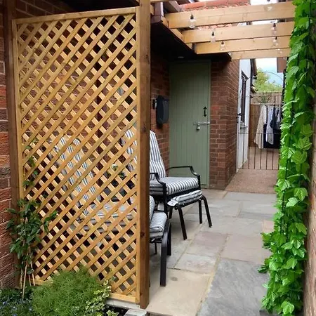 St Marks Court Homes - No1 شقة *